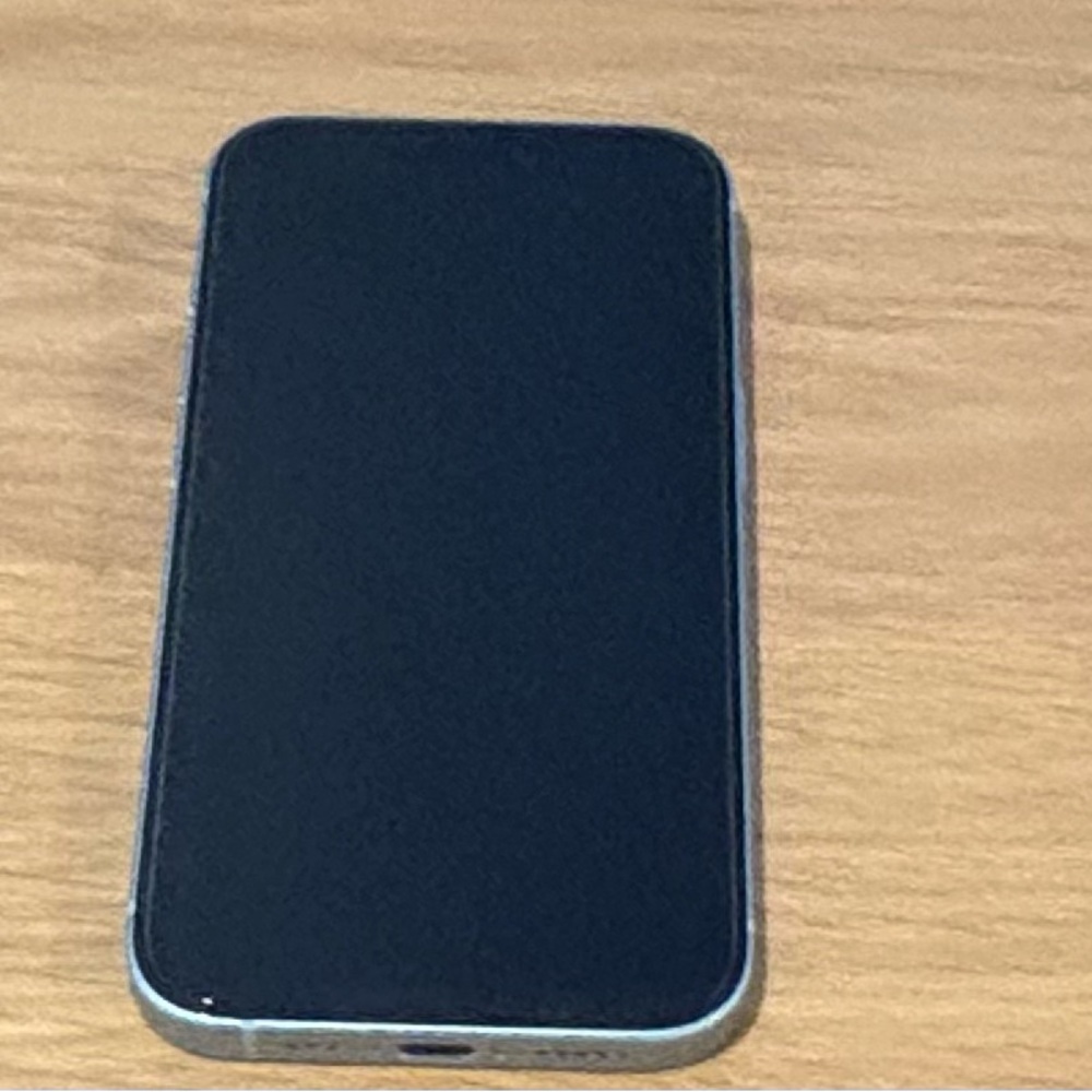 Gently Used IPhone 15